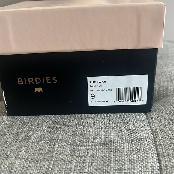 Birdies flats, size 9, new in box. Paid $140, never worn and cannot return. - Picture 4 of 5